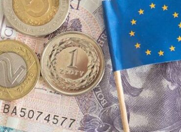 Dilemmas of sustainable development of the Polish economy and finance in the global environment