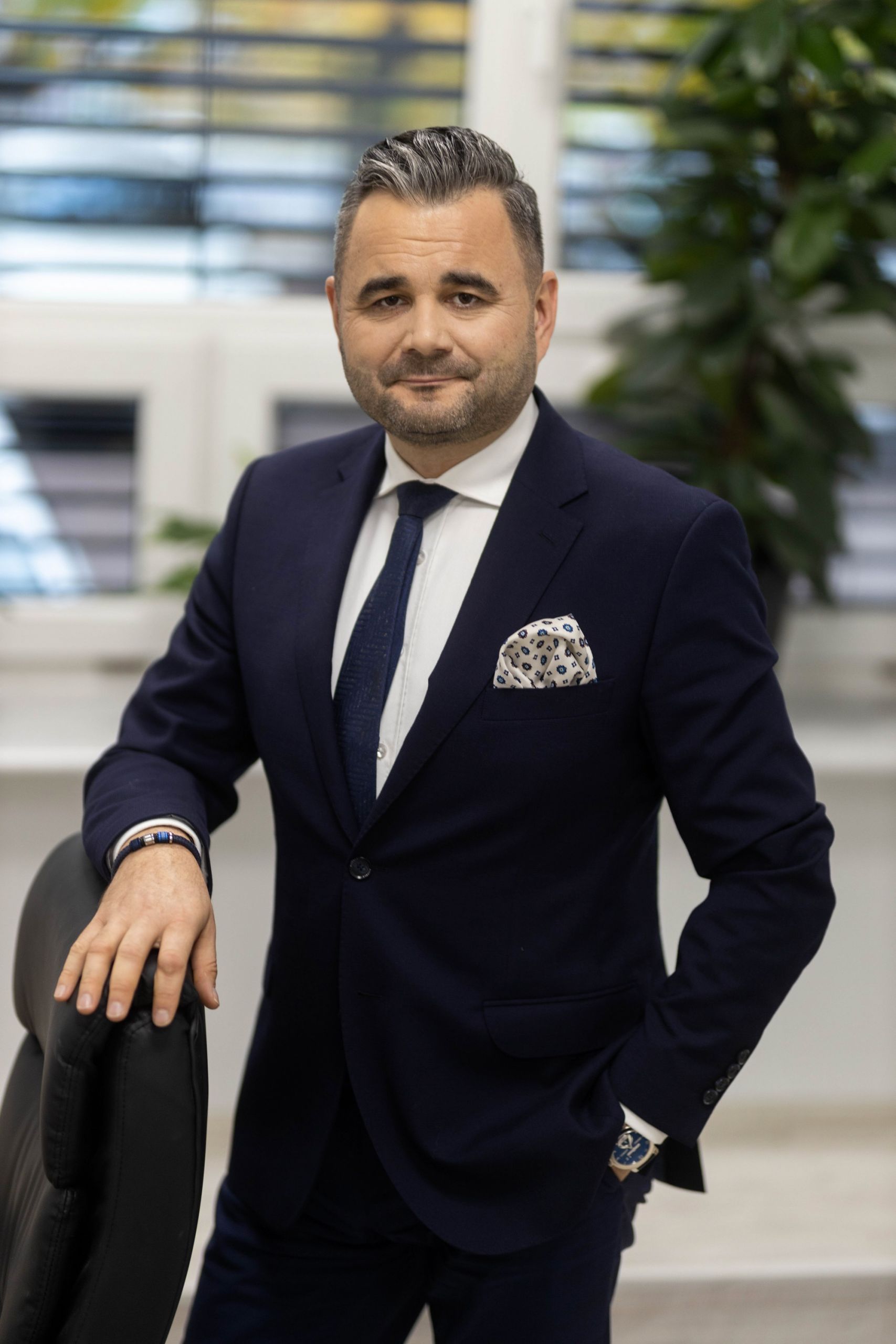 dr Hubert Gąsiński