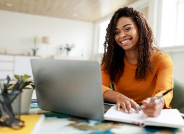 Notatki na studiach – jak je robić?