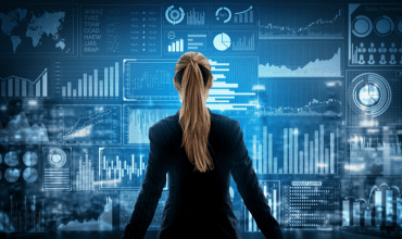 Analityka biznesowa – studia czy kursy? Co lepiej przygotuje do pracy?