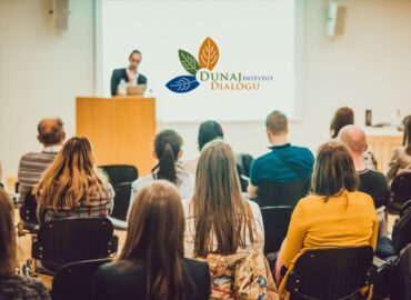 Prof. Aldona Piwko wzięła udział w seminarium naukowym „Dialog w religiach Abrahamowych. Nasza wspólna odpowiedzialność”